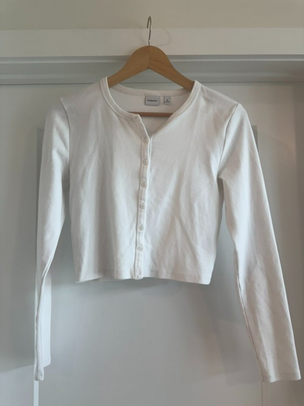 Sunday Best White Cropped Button Front Long Sleeve Top Women’s Medium